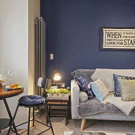 Super Funky Spire View Cottage - Free Gated Parking - Ultra Wifi 캔터베리 외부 사진