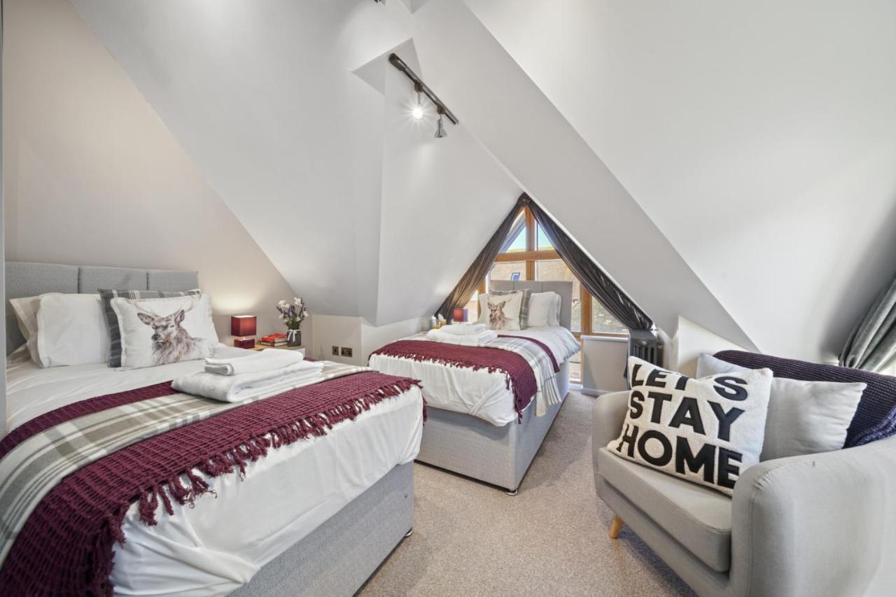 Super Funky Spire View Cottage - Free Gated Parking - Ultra Wifi 캔터베리 외부 사진